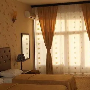 Avand Bakü